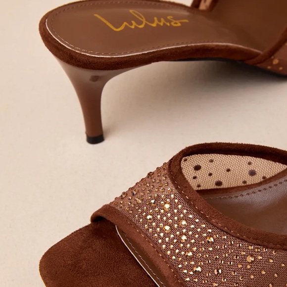 Lulu's Chic Brown Heeled Mules - Picture 5 of 9